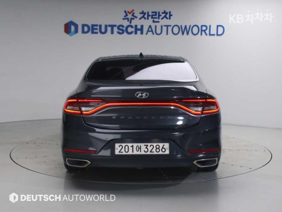 Hyundai Grandeur — miniaturë 4