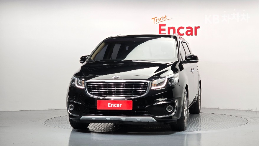 Kia Carnival — miniaturë 3