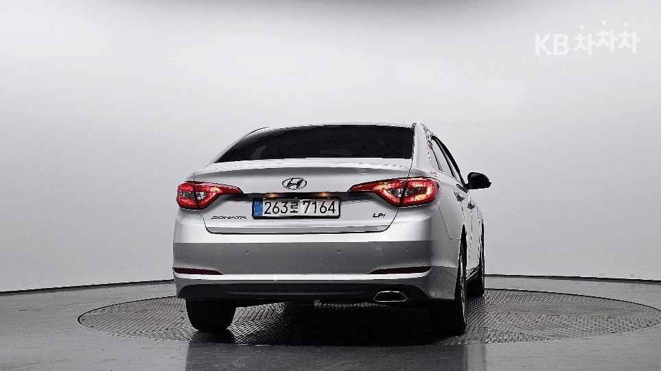 Hyundai Sonata — miniaturë 4