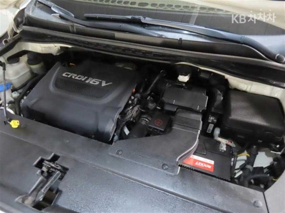 Kia Carnival — miniaturë 20