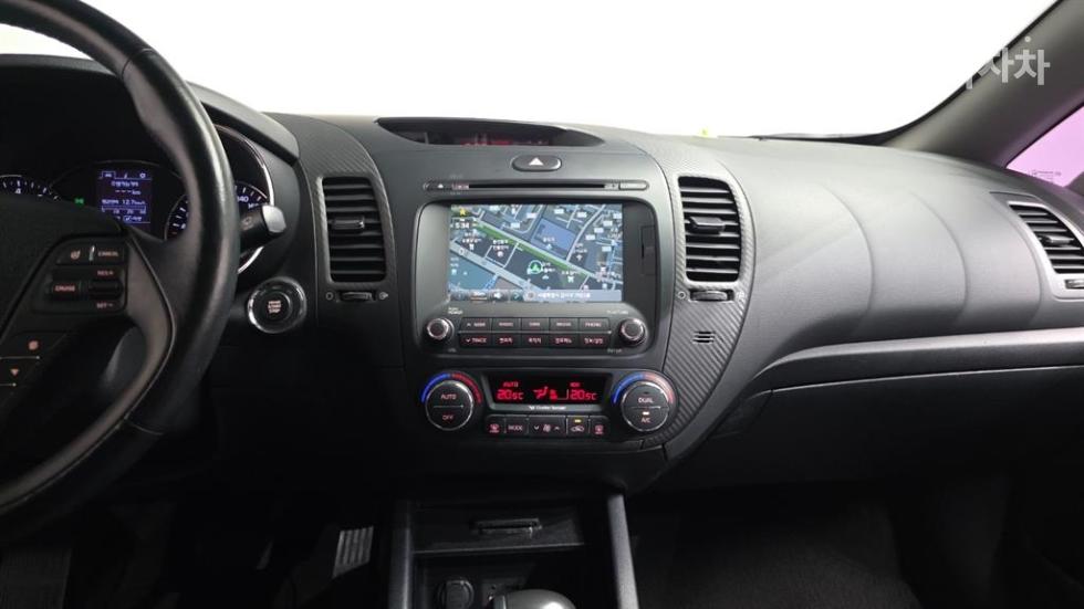 Kia K3 — miniaturë 13