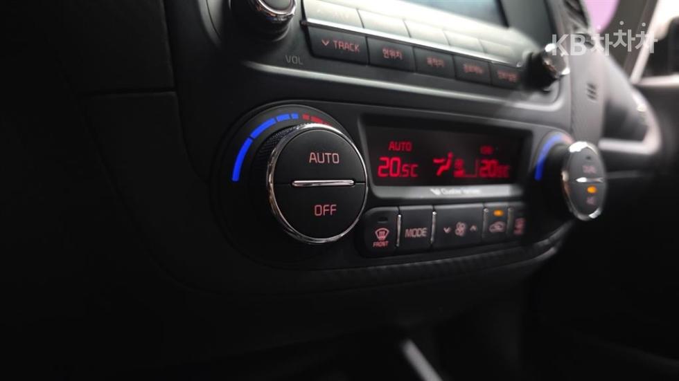 Kia K3 — miniaturë 17