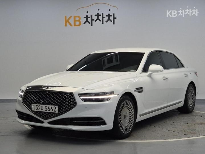 Genesis G90 3.3 T AWD Premium Luxury — foto 1