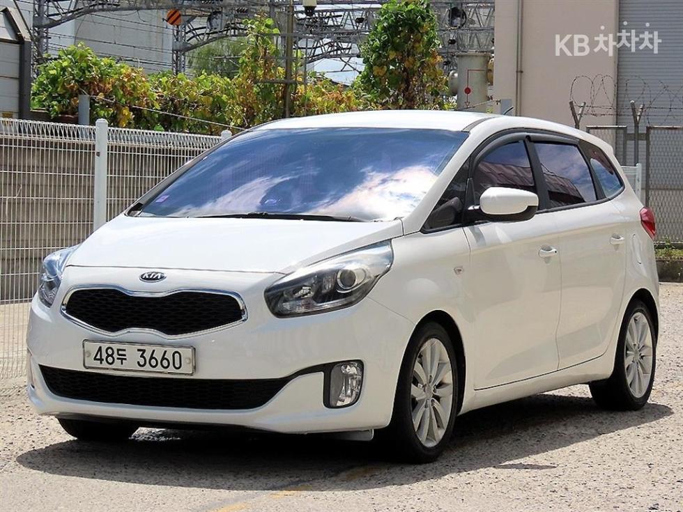 Kia Carens — miniaturë 2
