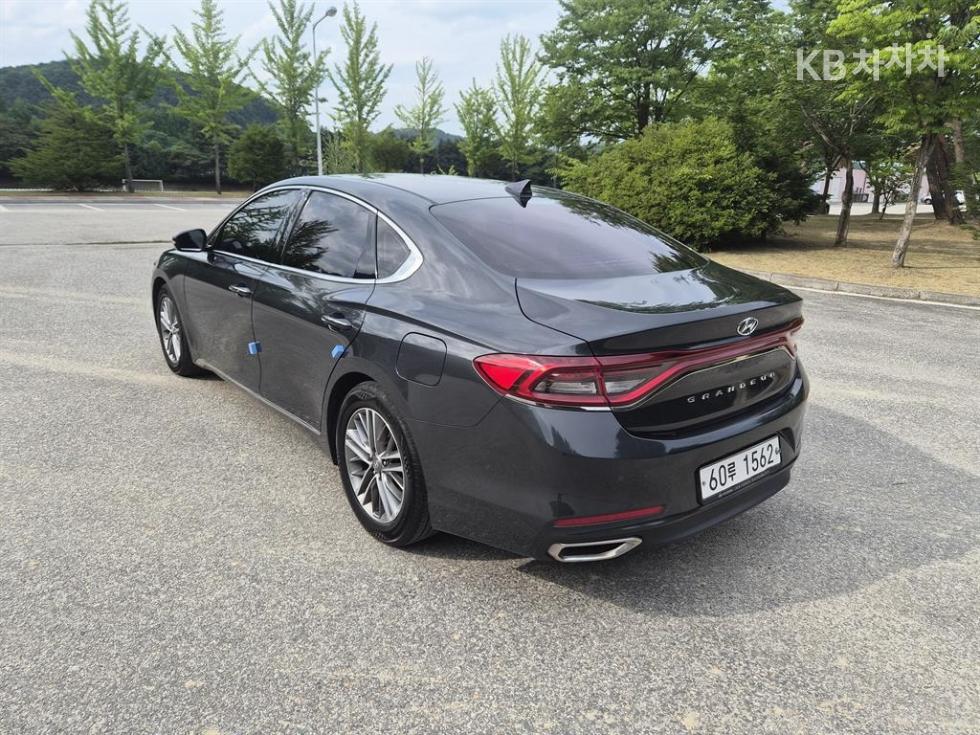 Hyundai Grandeur — miniaturë 5