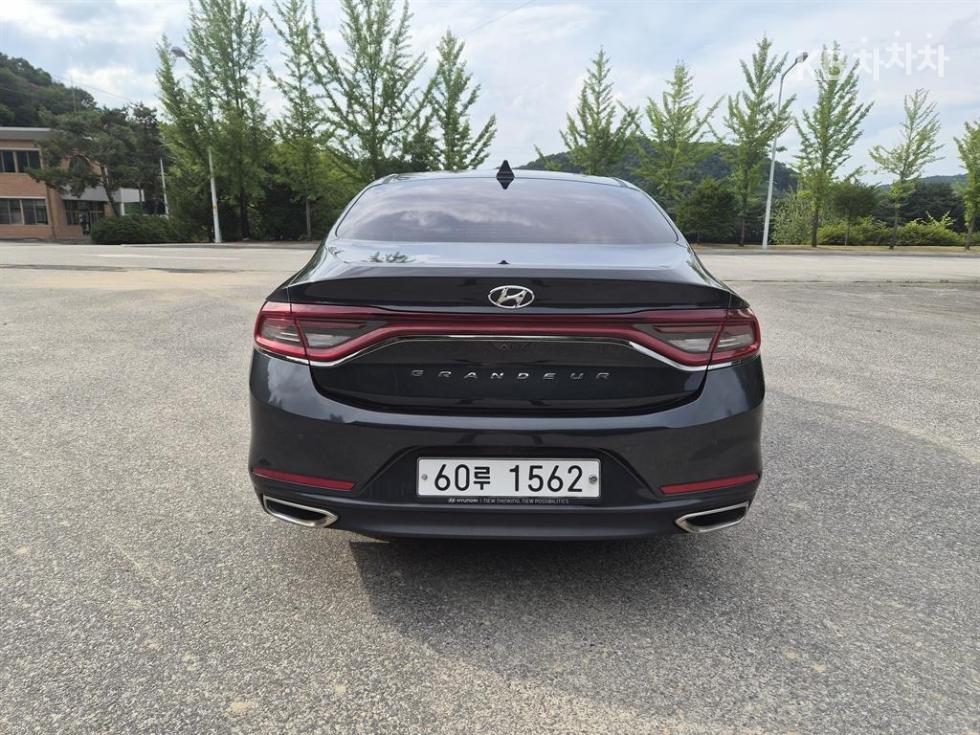 Hyundai Grandeur — miniaturë 6