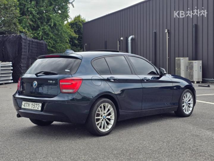 BMW 1 Series — miniaturë 2