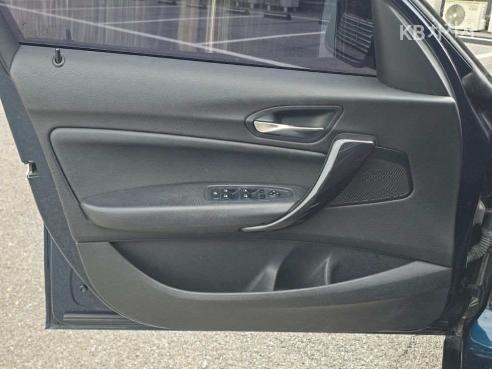 BMW 1 Series — miniaturë 8