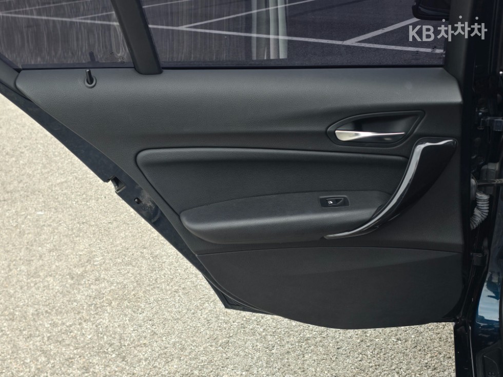 BMW 1 Series — miniaturë 14