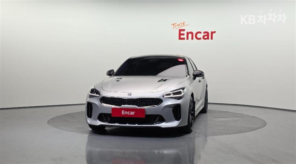Kia Stinger — miniaturë 3