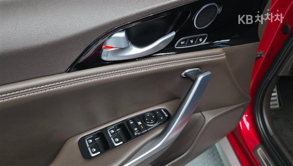 Kia Stinger — miniaturë 17
