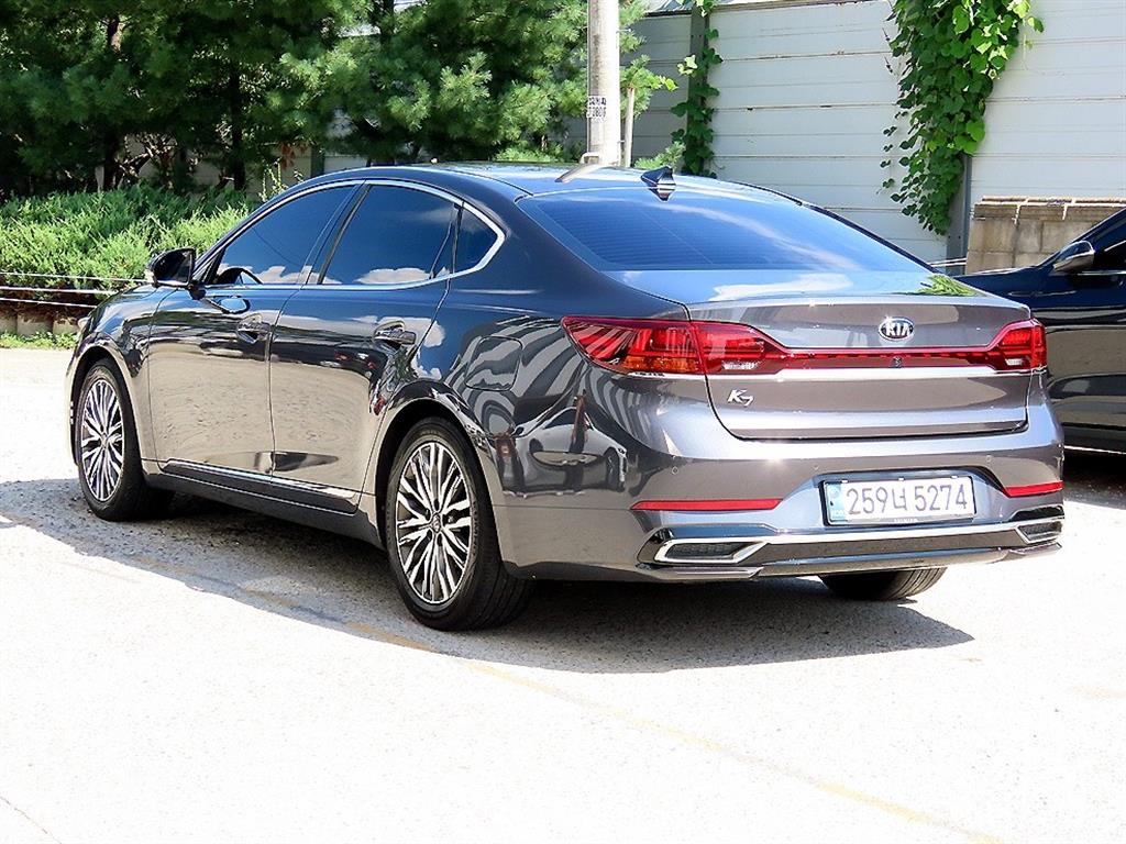 Kia K7 — miniaturë 3