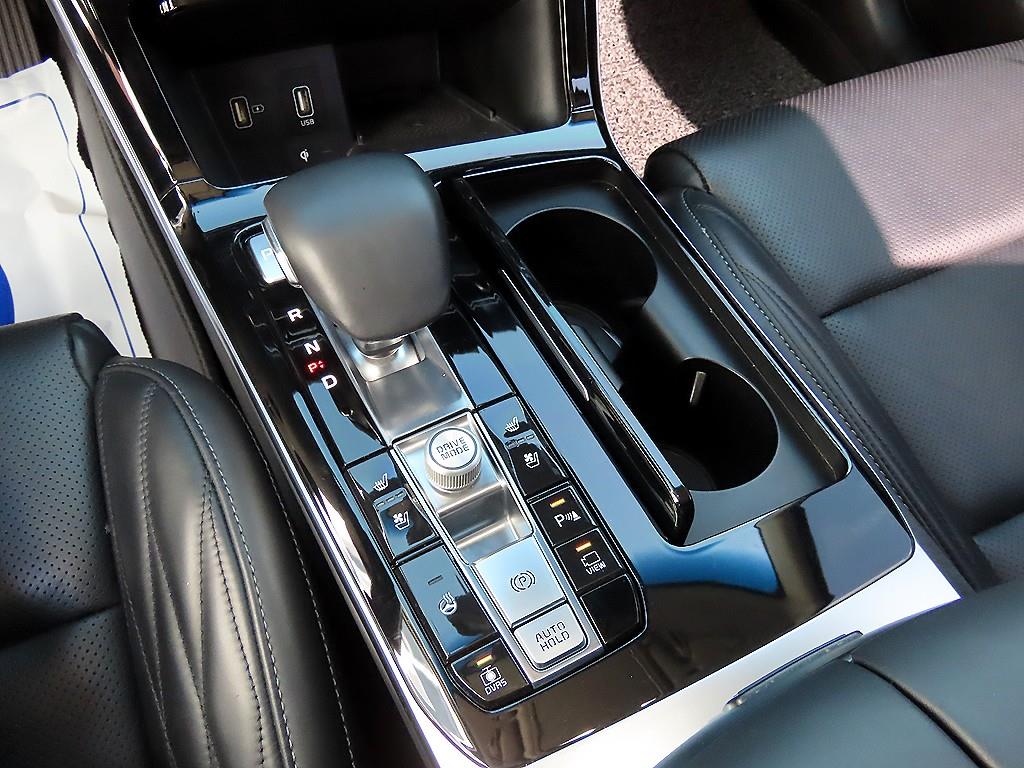 Kia K7 — miniaturë 11