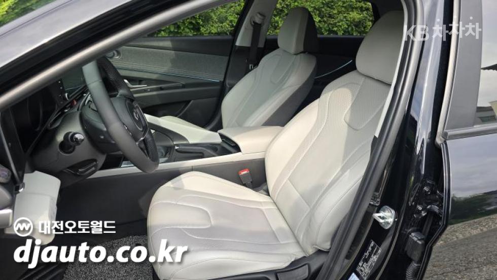 Hyundai Avante — miniaturë 11