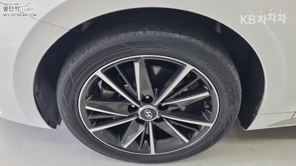Hyundai Grandeur — miniaturë 6