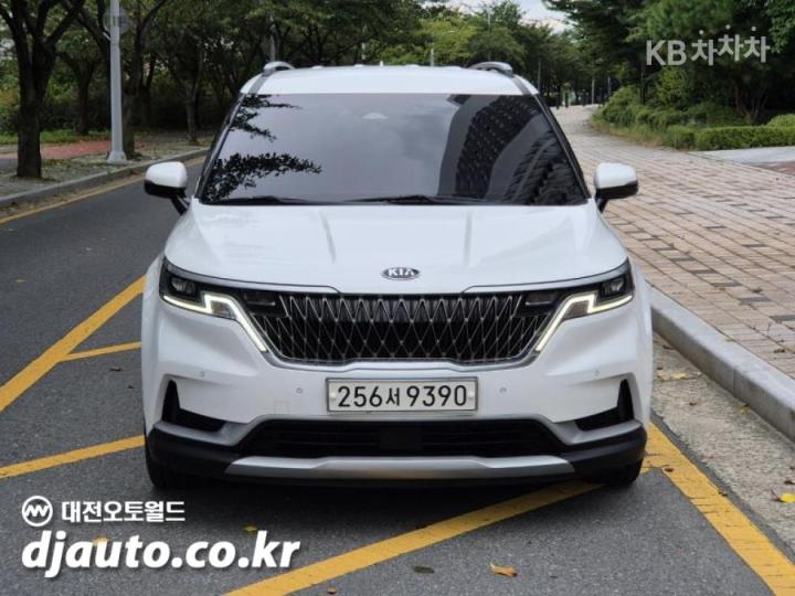 Kia Carnival d2.2 9  seats  prestige — foto 1