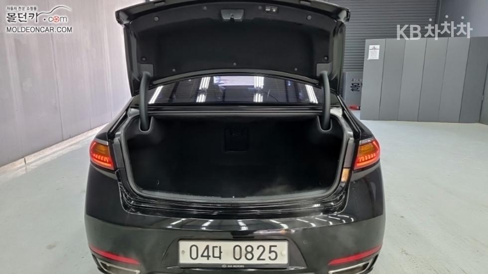 Kia K7 — miniaturë 17