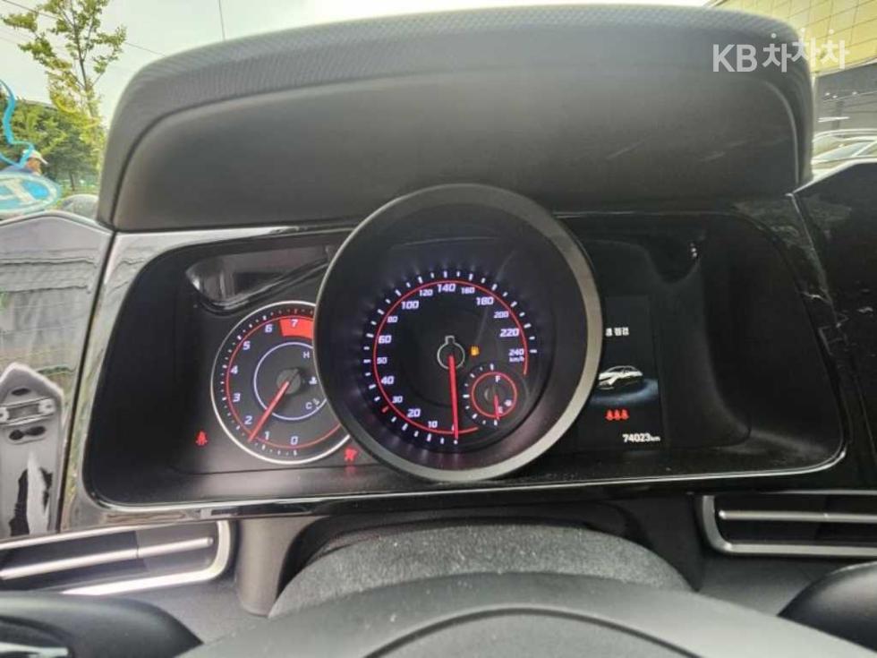Hyundai Avante — miniaturë 5