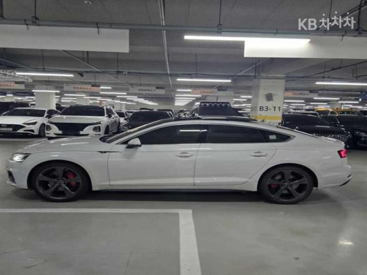 Audi A5 — miniaturë 2