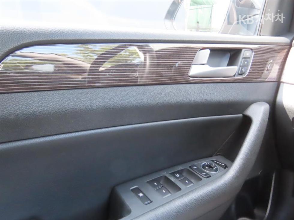Hyundai Sonata — miniaturë 12