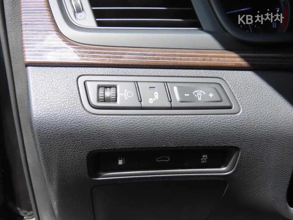 Hyundai Sonata — miniaturë 13