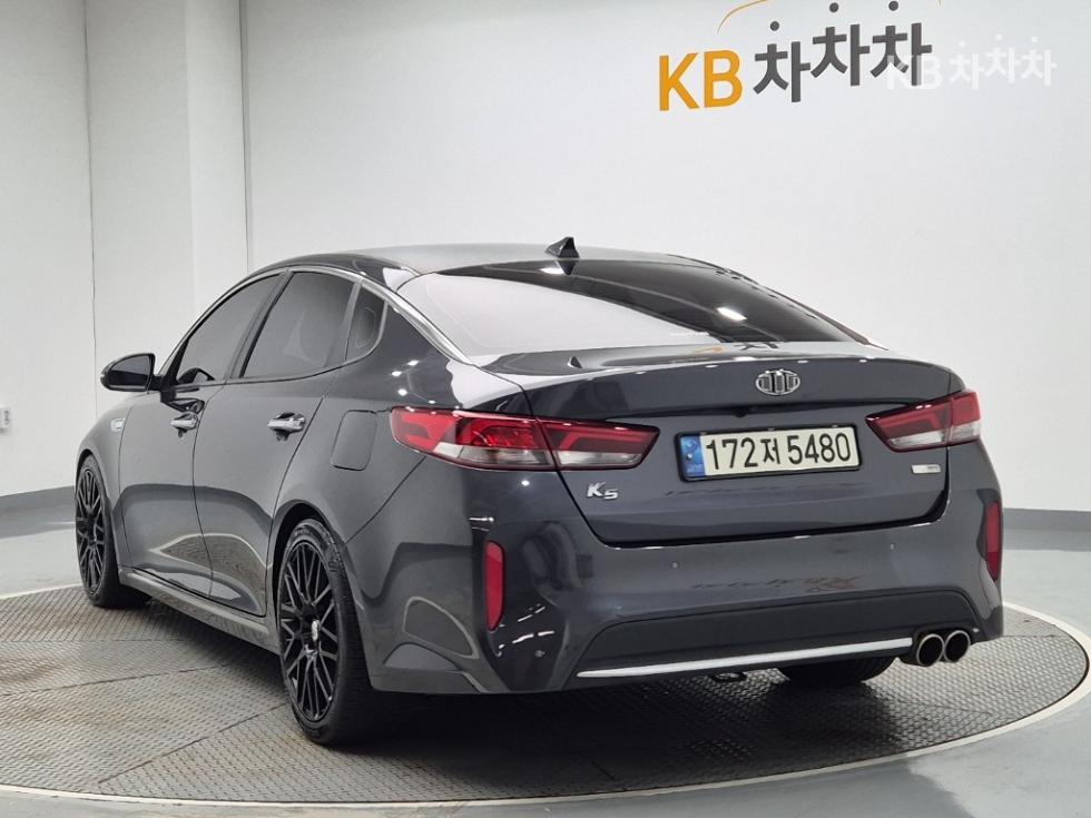 Kia K5 — miniaturë 2
