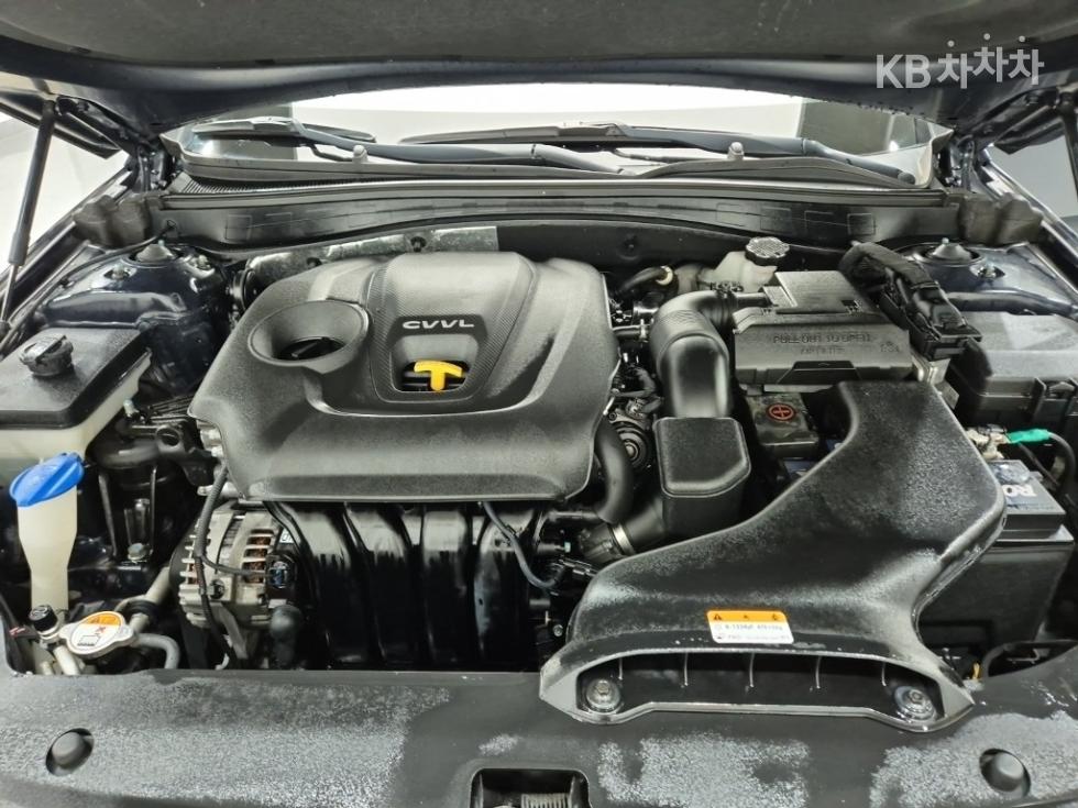 Kia K5 — miniaturë 5