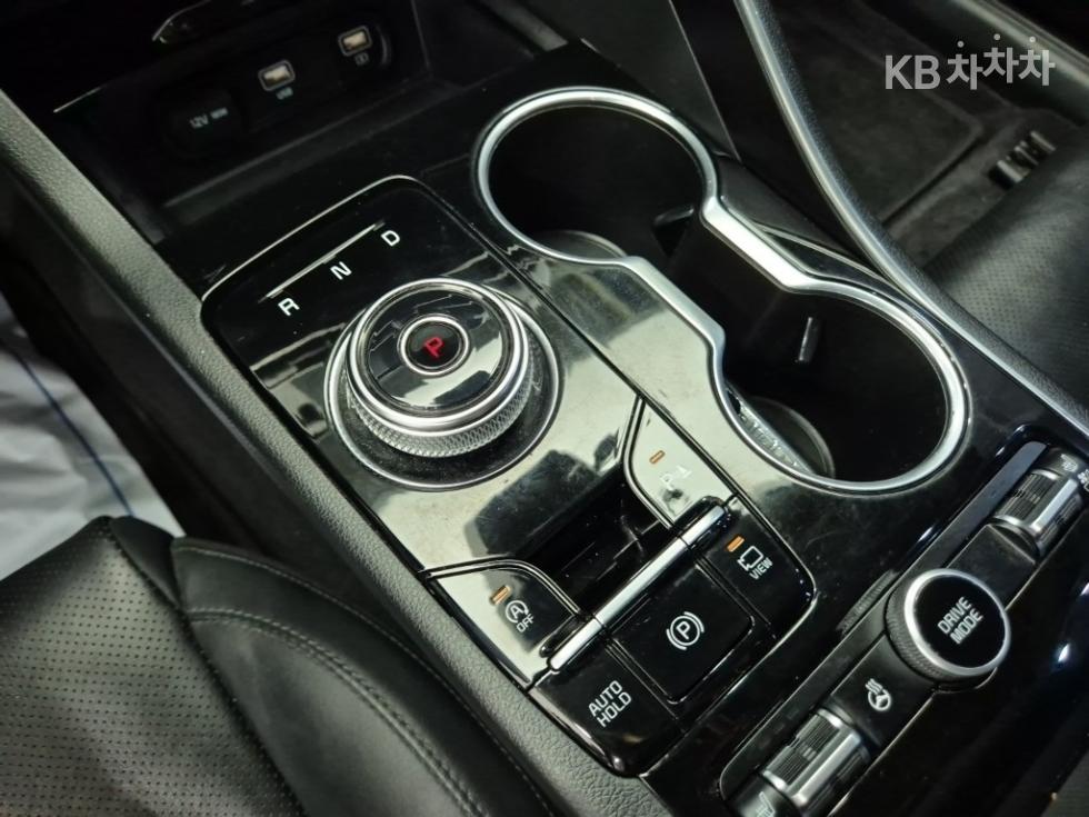 Kia K5 — miniaturë 7