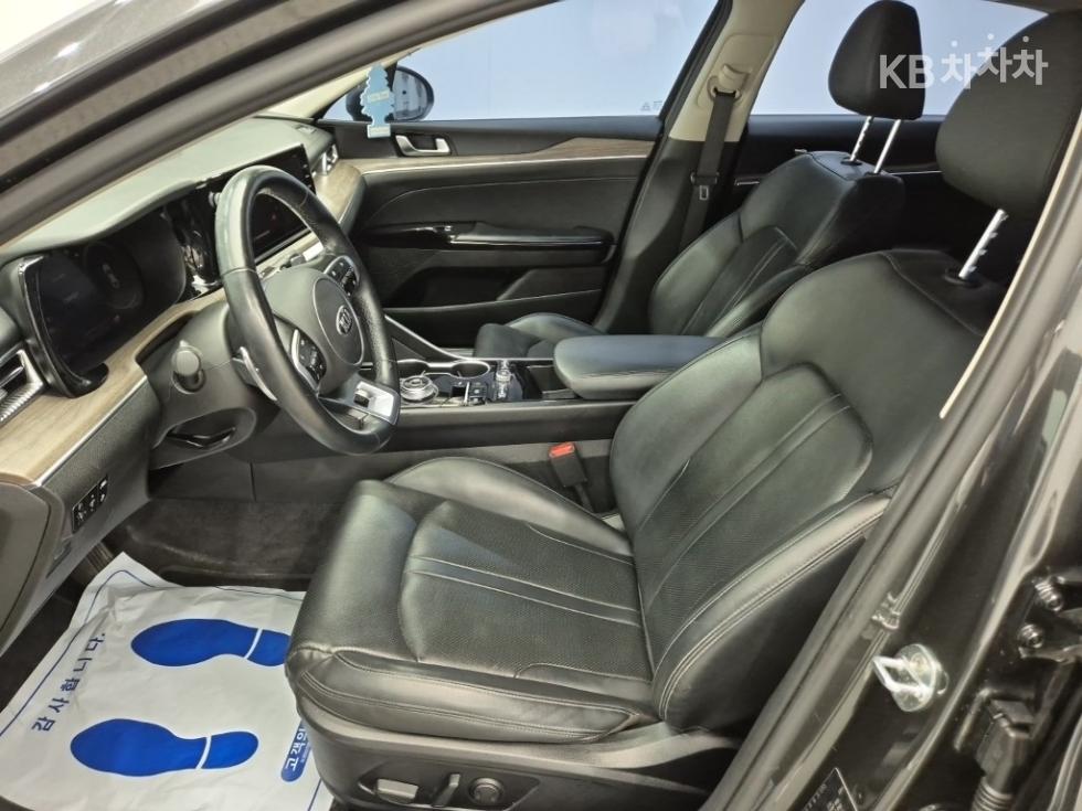 Kia K5 — miniaturë 11