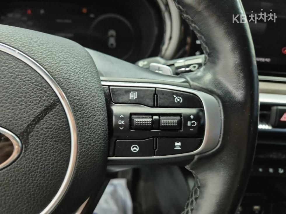 Kia K5 — miniaturë 14