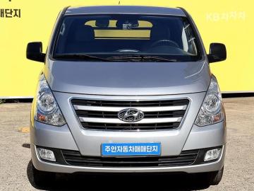 Hyundai Starex 3  seats  van  smart — foto 1