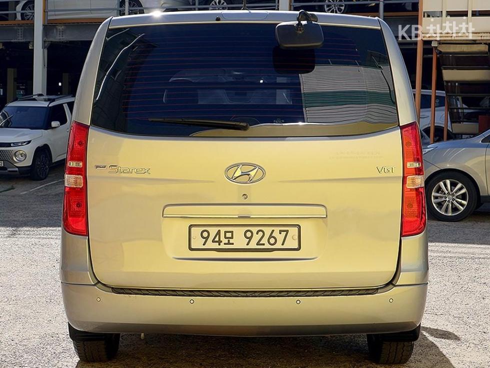 Hyundai Starex — miniaturë 3