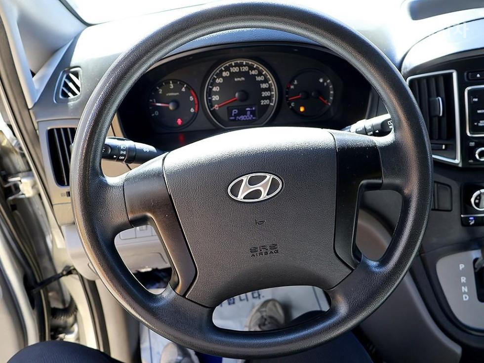 Hyundai Starex — miniaturë 8