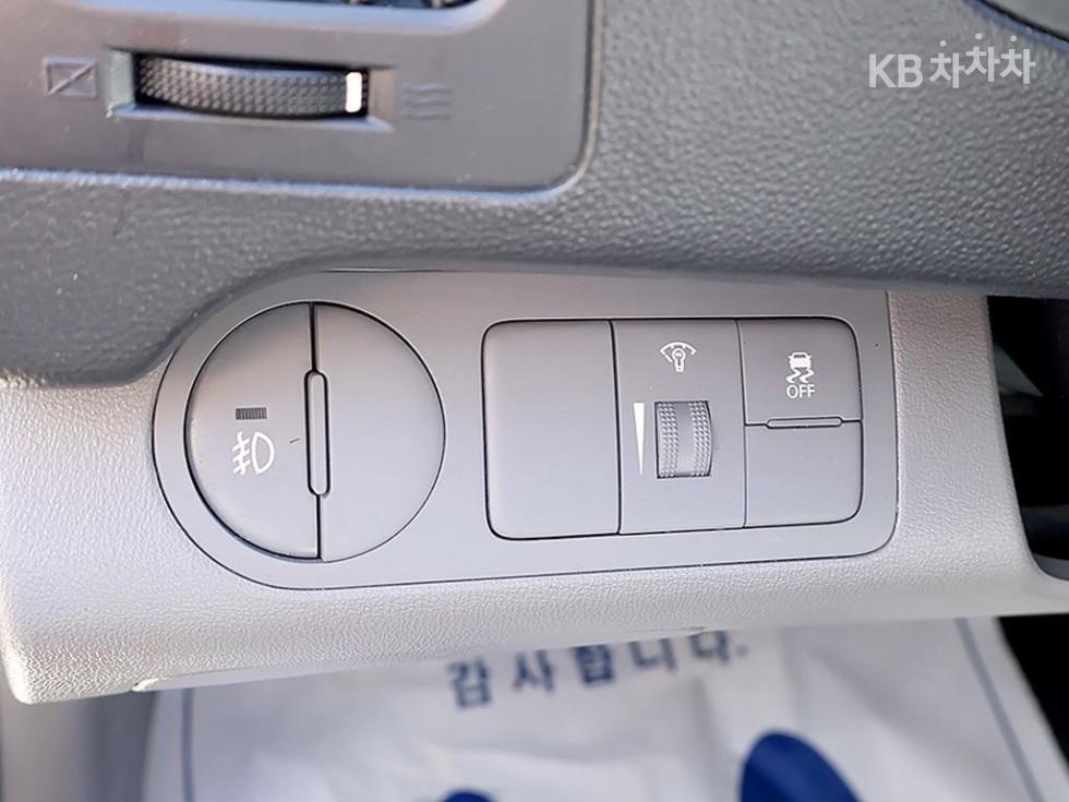 Hyundai Starex — miniaturë 10