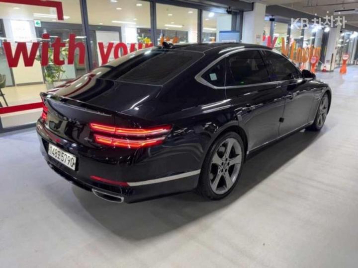 Genesis G80 — miniaturë 4