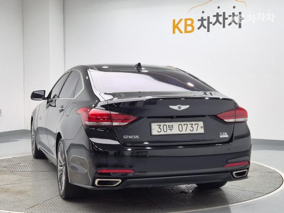 Hyundai Genesis — miniaturë 2