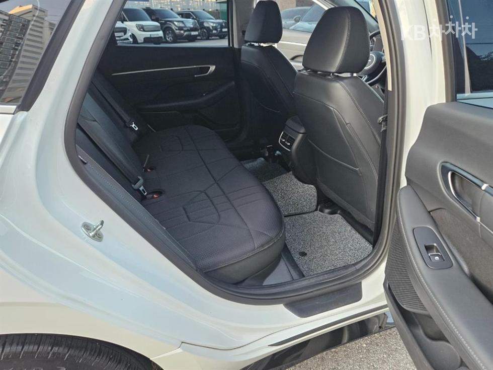 Hyundai Sonata — miniaturë 18