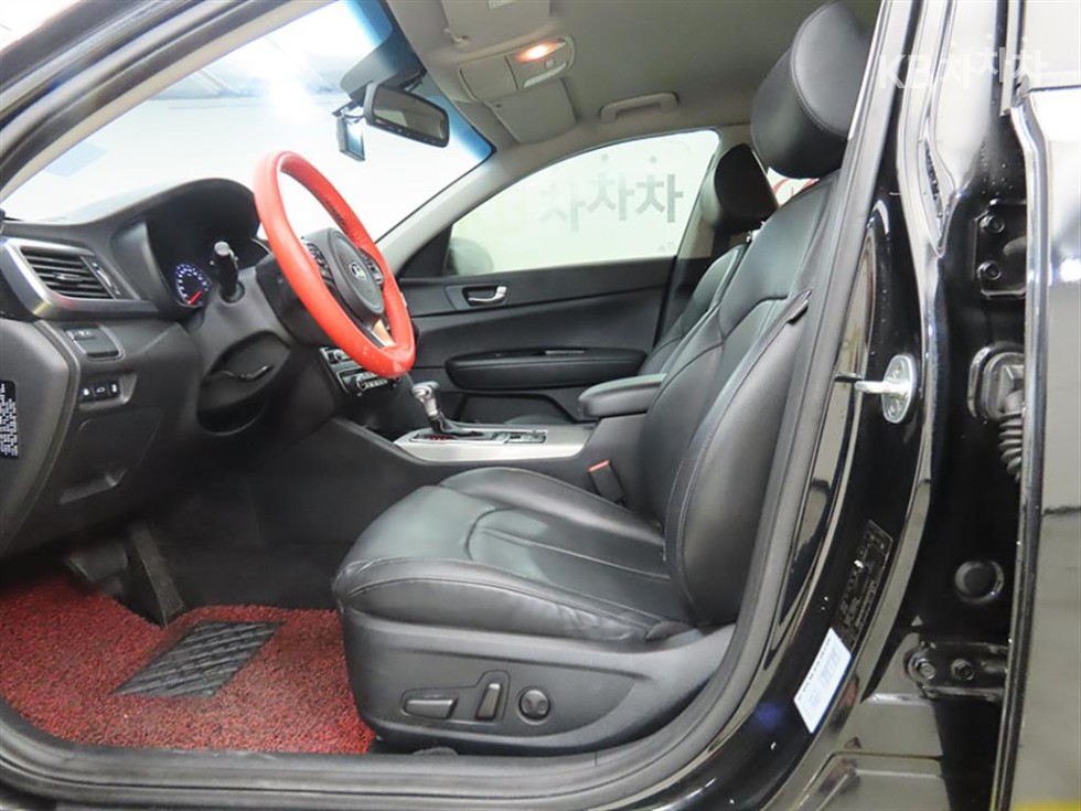 Kia K5 — miniaturë 5