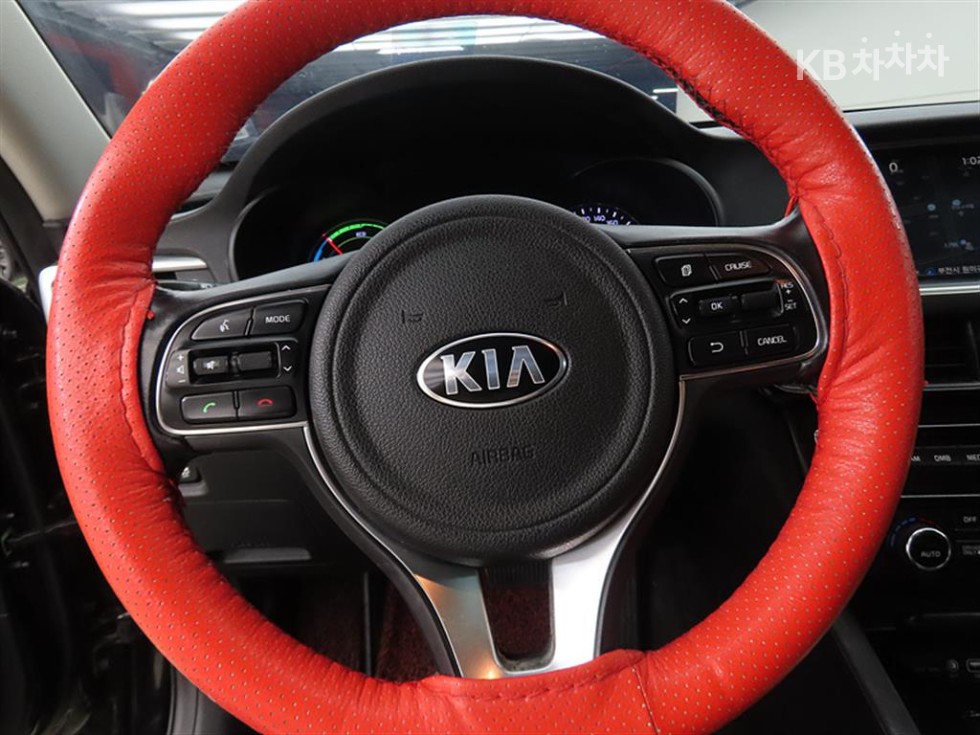 Kia K5 — miniaturë 8