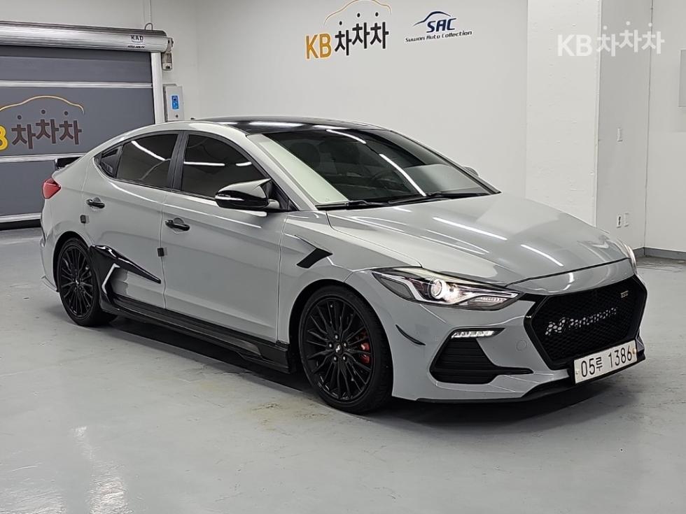 Hyundai Avante — miniaturë 4