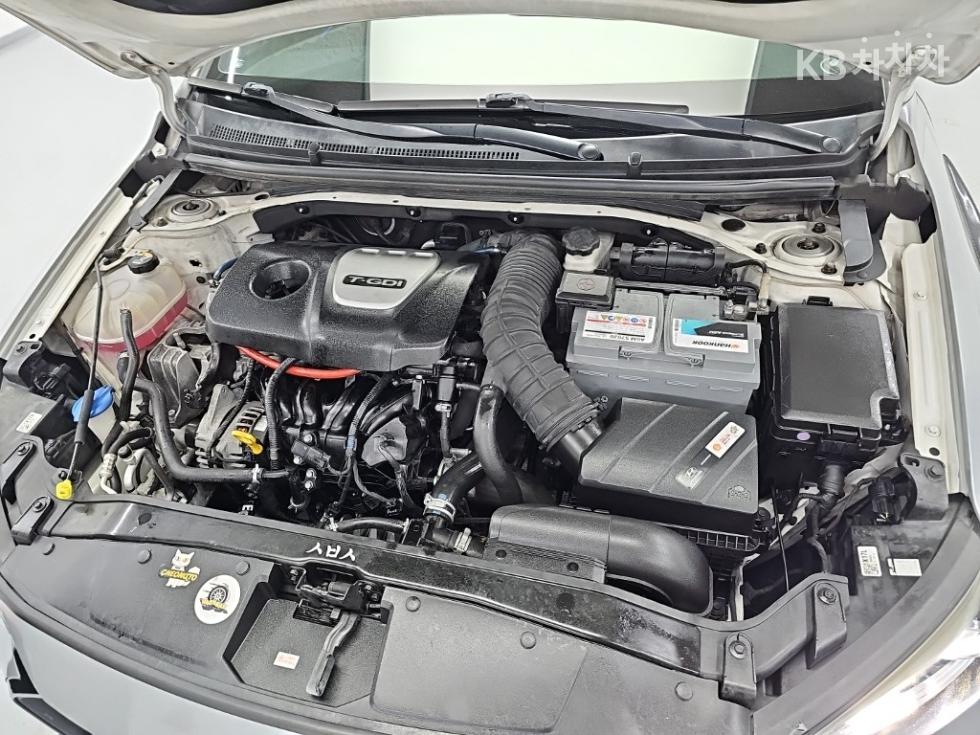 Hyundai Avante — miniaturë 5