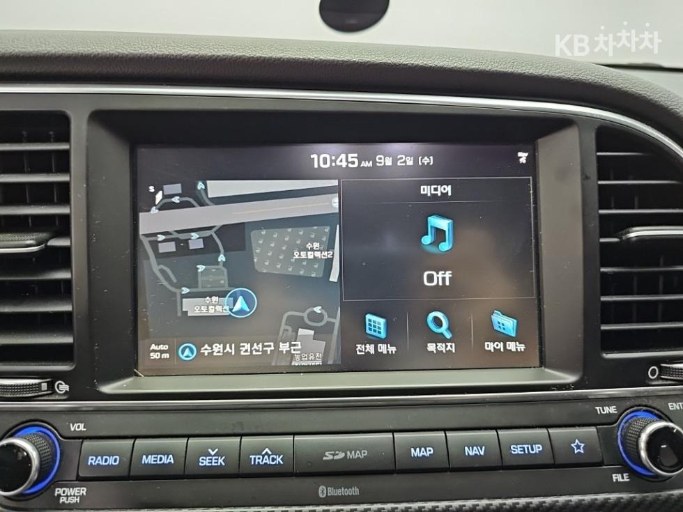Hyundai Avante — miniaturë 13