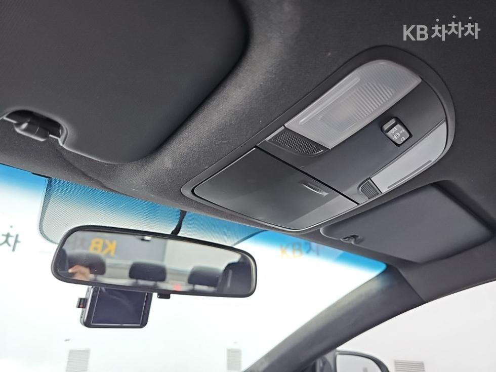 Hyundai Avante — miniaturë 15