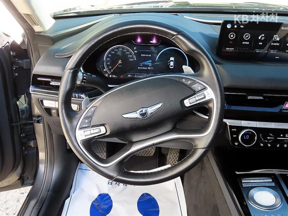 Genesis G80 — miniaturë 8