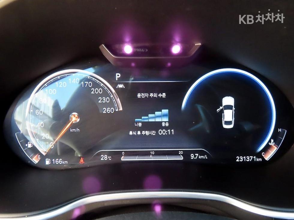 Genesis G80 — miniaturë 9