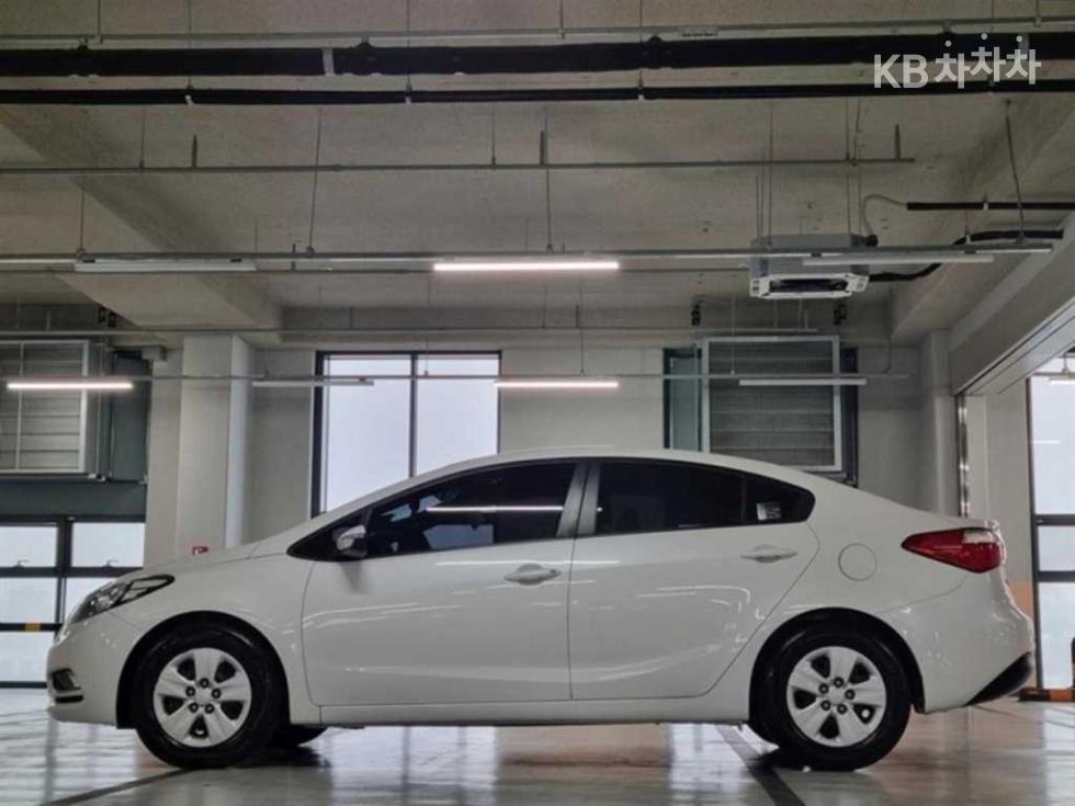 Kia K3 — miniaturë 7