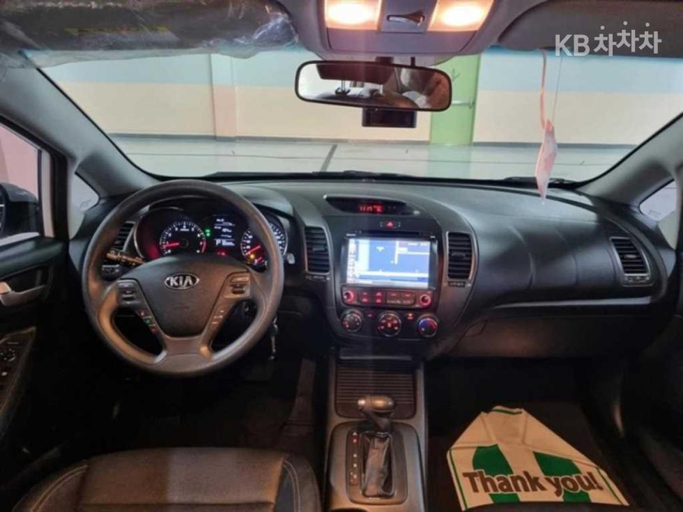 Kia K3 — miniaturë 10