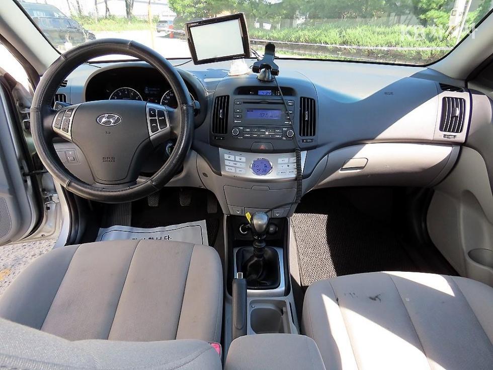 Hyundai Avante — miniaturë 7