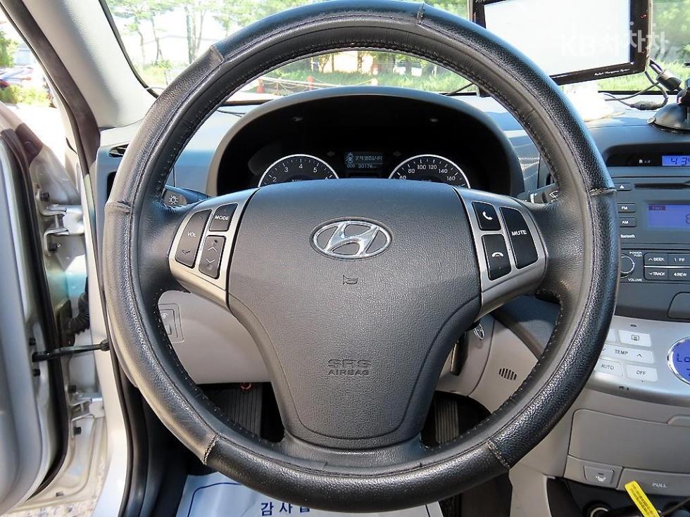 Hyundai Avante — miniaturë 8