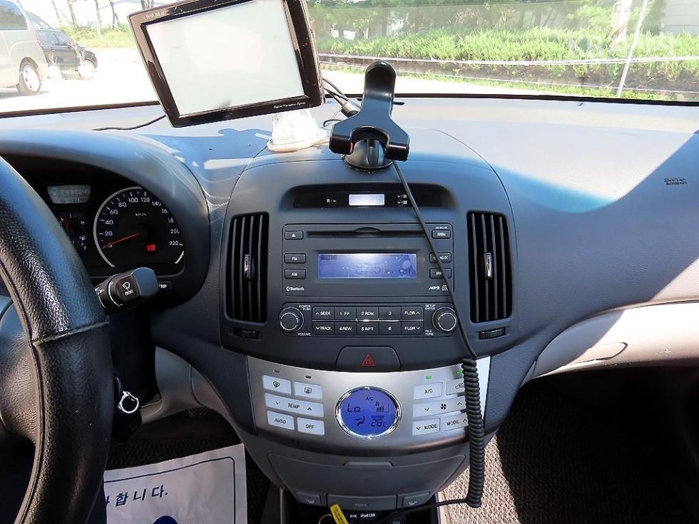 Hyundai Avante — miniaturë 12
